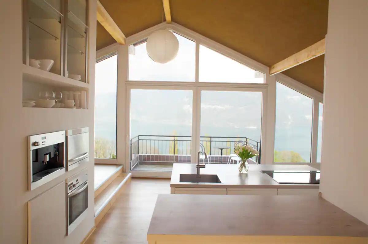 Lakeview Gem Krattigen Zewnętrze zdjęcie